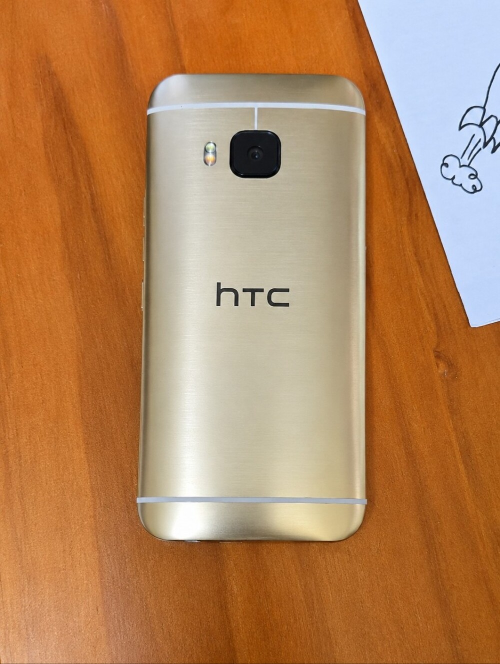 HTC M9w Android Smartphone 32GB 3GB RAM 5" Full HD Unlocked Silver Gold - Picture 2 of 6
